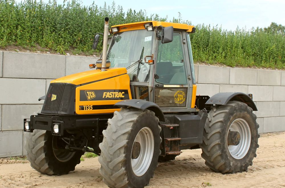 JCB Fastrac 1135 - Farm tractor: picture 2 JCB Fastrac 1135 - Farm tractor: picture 2