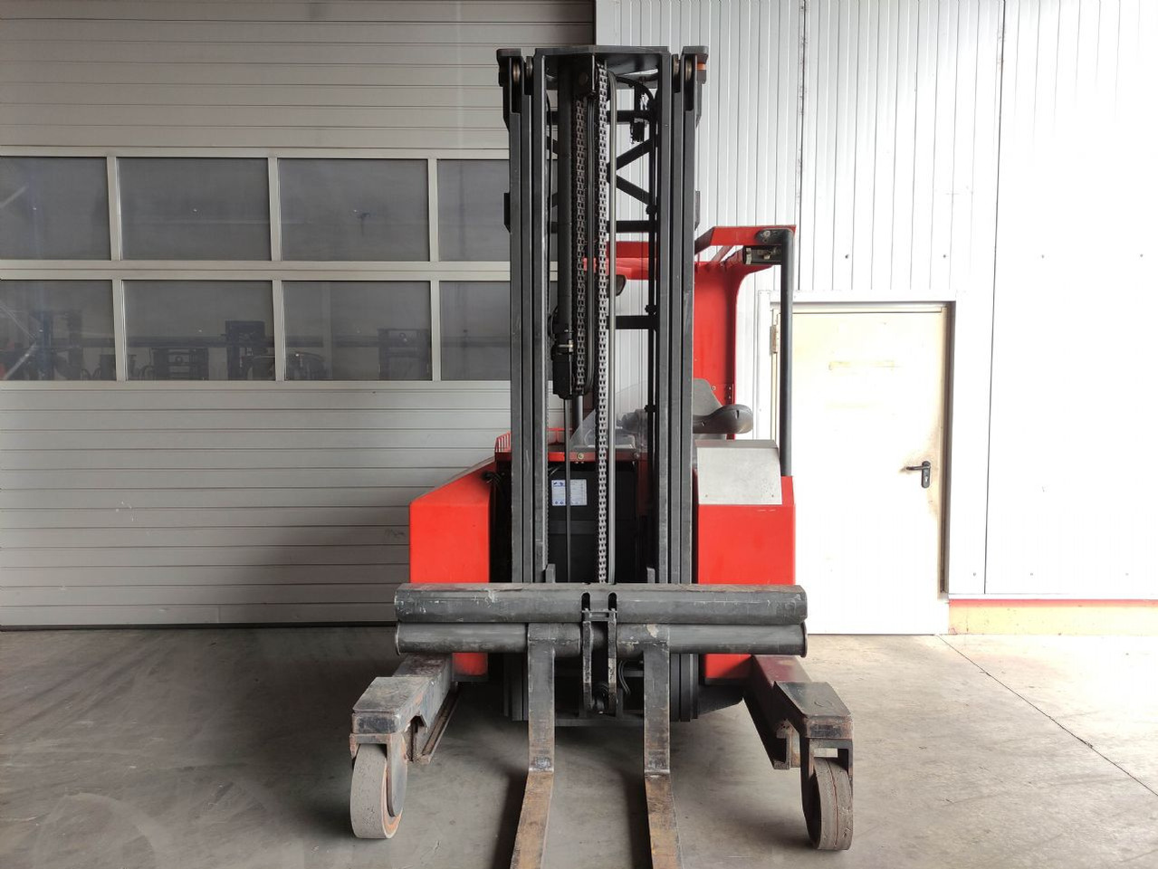 BT FR2-7 - Reach truck: picture 3 BT FR2-7 - Reach truck: picture 3