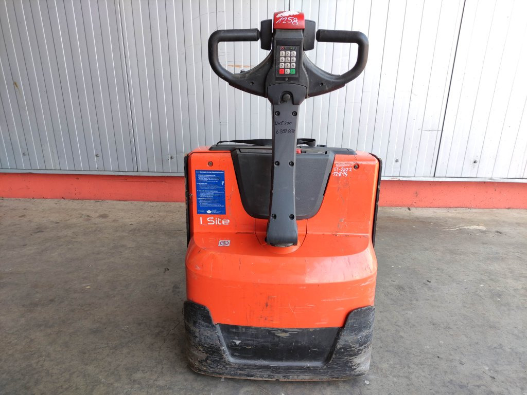 BT LWE200 - Pallet truck: picture 3 BT LWE200 - Pallet truck: picture 3