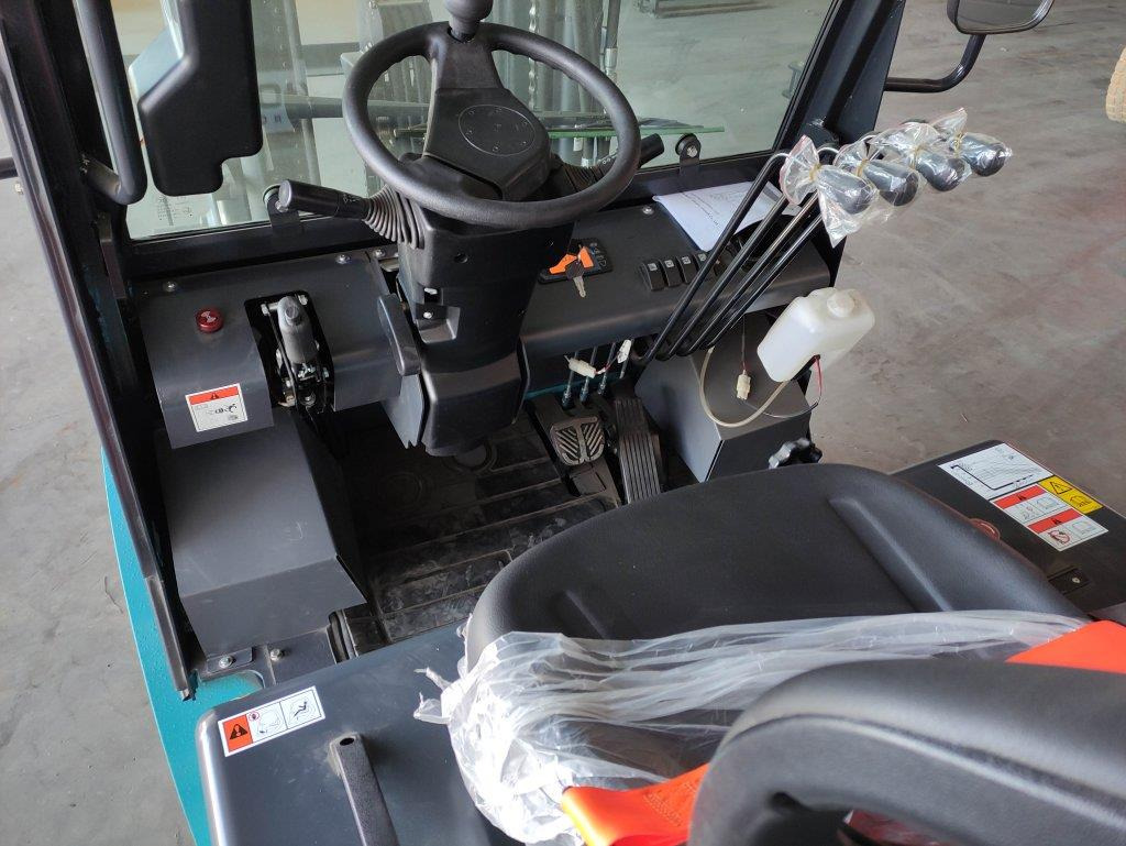 Baoli KBE35 - Electric forklift: picture 4 Baoli KBE35 - Electric forklift: picture 4