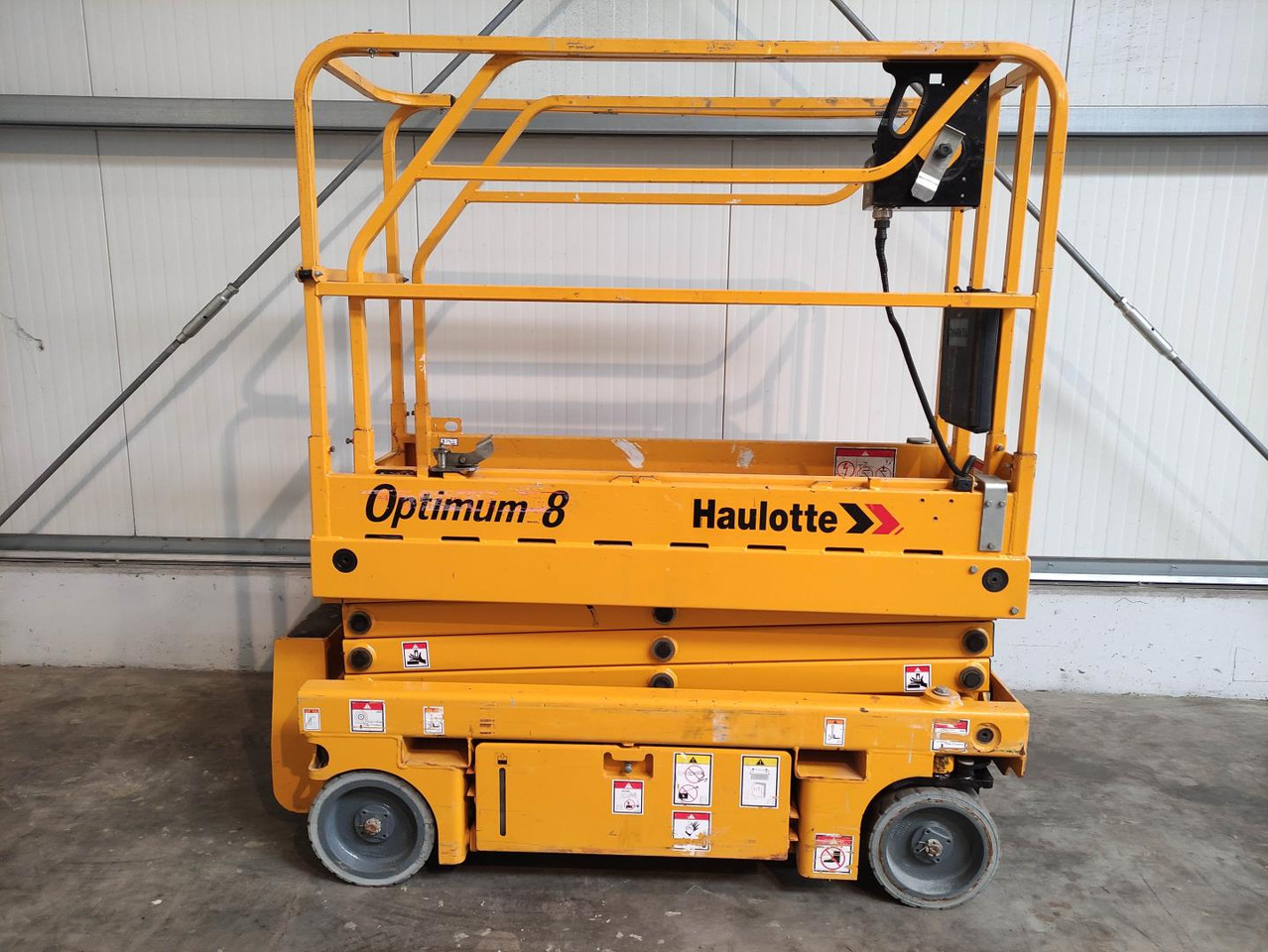 Haulotte OPTIMMM8 - Scissor lift: picture 4 Haulotte OPTIMMM8 - Scissor lift: picture 4