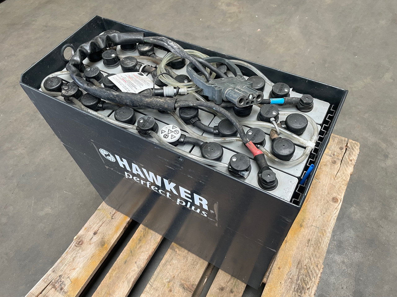 Hawker 24 Volt I 3 PZS 375 - Battery for Material handling equipment: picture 1 Hawker 24 Volt I 3 PZS 375 - Battery for Material handling equipment: picture 1