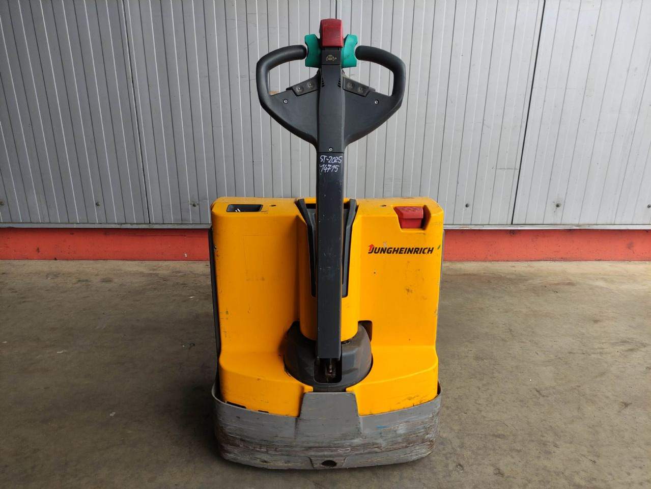 Jungheinrich EJE 116 - Pallet truck: picture 4 Jungheinrich EJE 116 - Pallet truck: picture 4