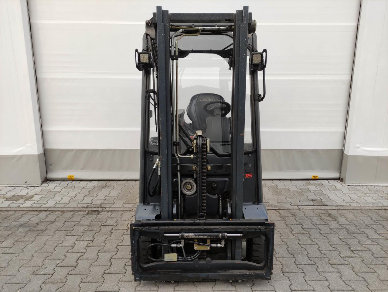 Linde E16-02-386-EVO - Electric forklift: picture 3 Linde E16-02-386-EVO - Electric forklift: picture 3