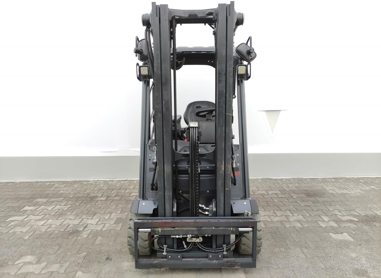 Linde E20L-02-386-EVO - Electric forklift: picture 3 Linde E20L-02-386-EVO - Electric forklift: picture 3