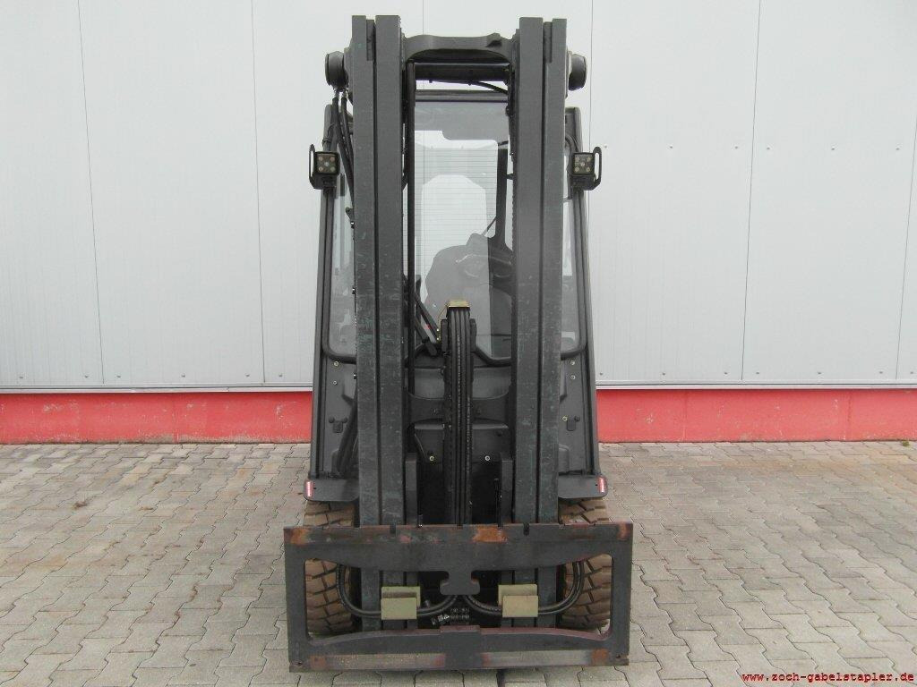 Linde E30-01-387 - Electric forklift: picture 3 Linde E30-01-387 - Electric forklift: picture 3