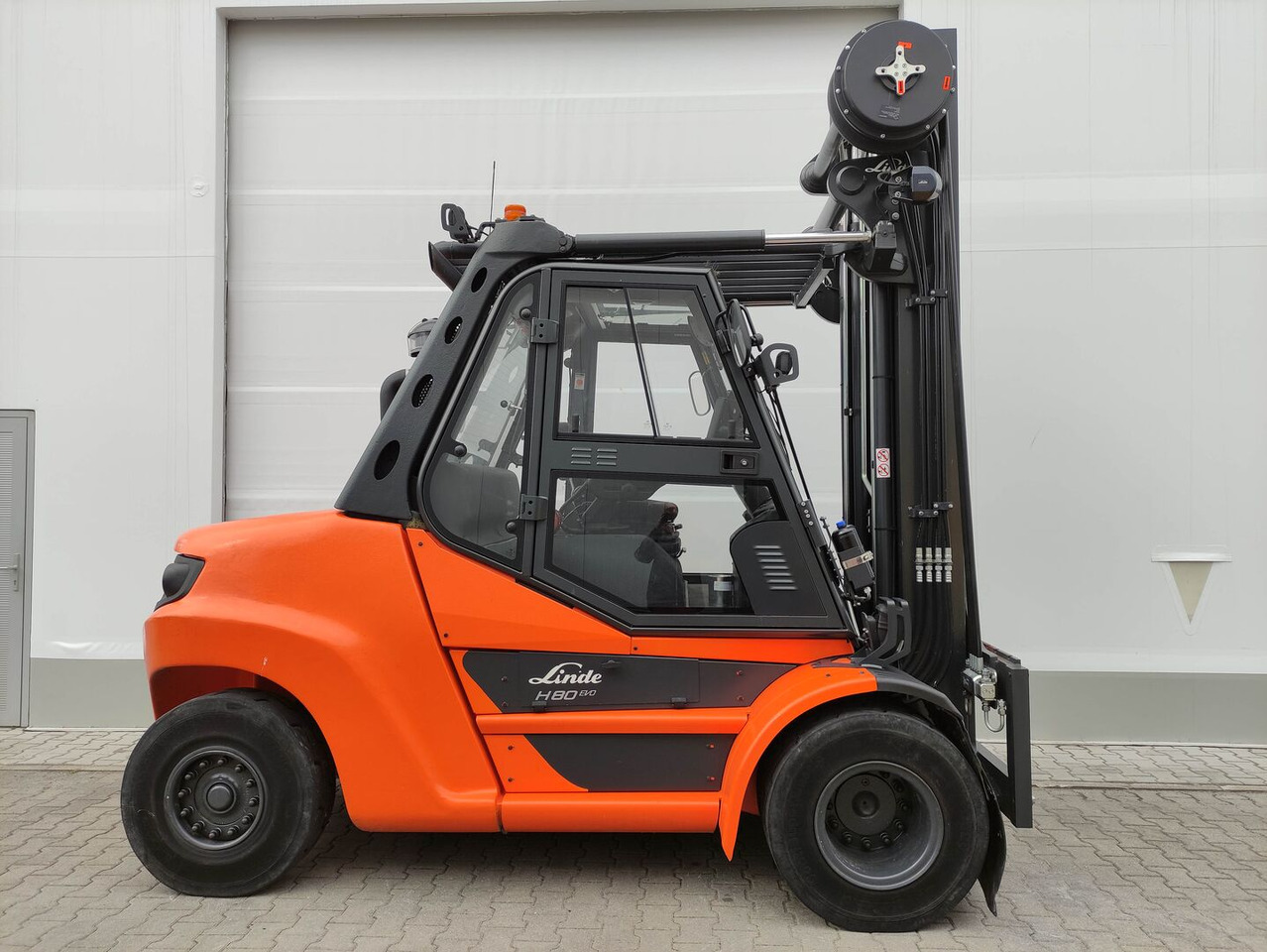 Linde H80D-03/900-396/EVO - Diesel forklift: picture 2 Linde H80D-03/900-396/EVO - Diesel forklift: picture 2