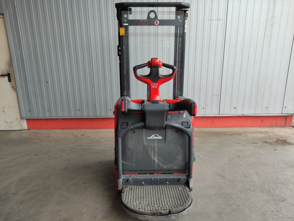 Linde L14APi - Stacker: picture 4 Linde L14APi - Stacker: picture 4