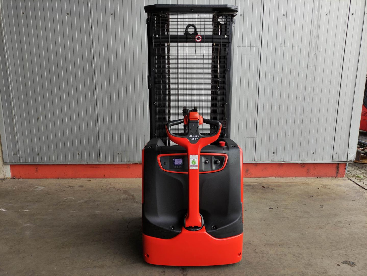 Linde L16-1173 - Stacker: picture 4 Linde L16-1173 - Stacker: picture 4