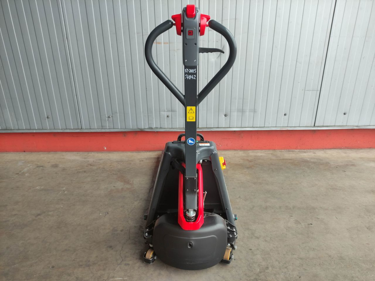 Linde MT15C - Pallet truck: picture 4 Linde MT15C - Pallet truck: picture 4