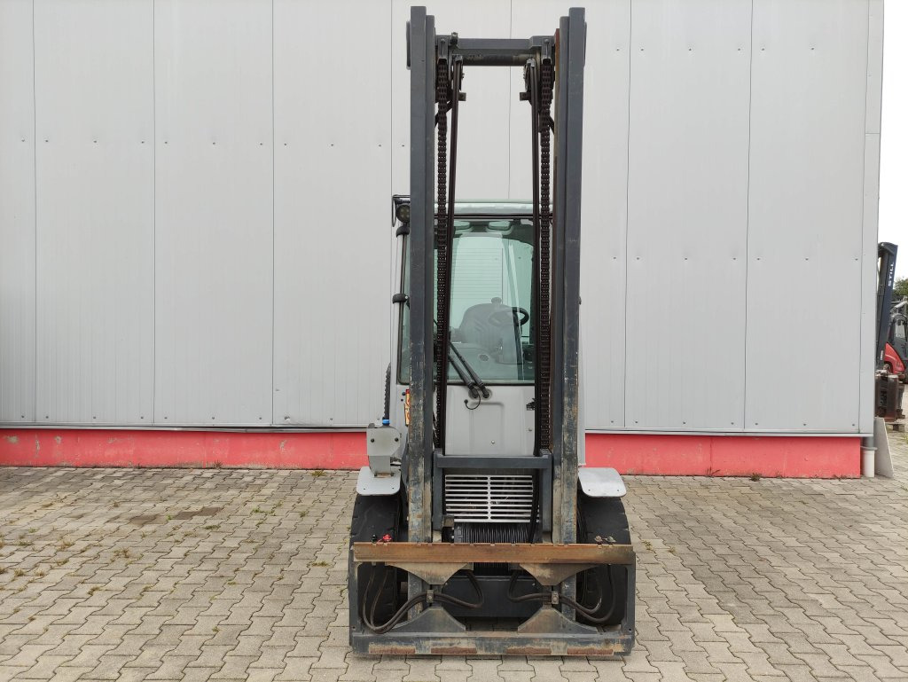 Still RX70-40 - Diesel forklift: picture 3 Still RX70-40 - Diesel forklift: picture 3