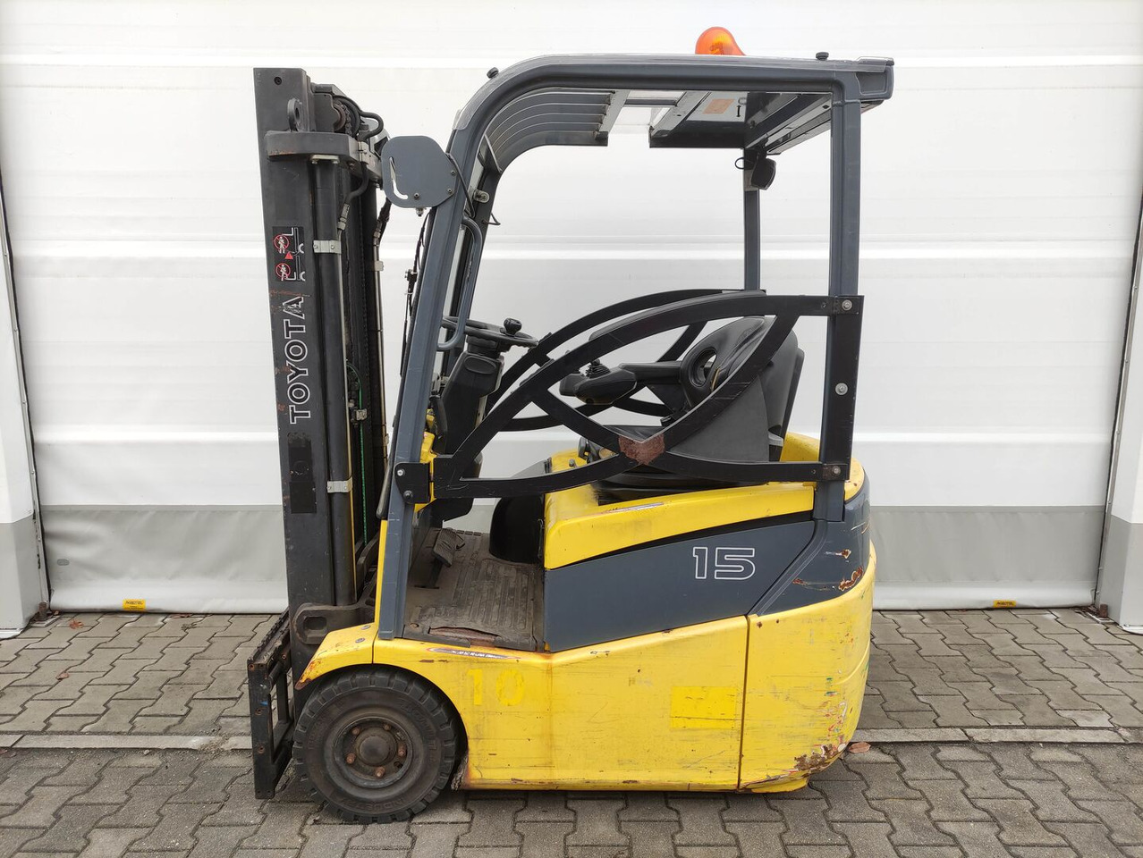 Toyota 7FBEF15 - Electric forklift: picture 1 Toyota 7FBEF15 - Electric forklift: picture 1