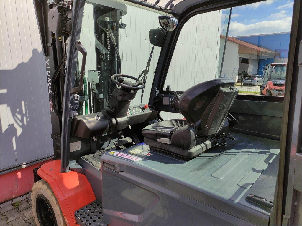 Toyota Traigo 80-8FBMT45 leasing Toyota Traigo 80-8FBMT45: picture 6