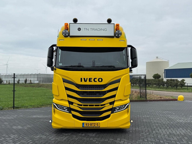 Iveco AS440STX/FP GESTUURDE VOORLOPER, ALCOA, LEATHER, SHOW, 480 PK. - Tractor unit: picture 3 Iveco AS440STX/FP GESTUURDE VOORLOPER, ALCOA, LEATHER, SHOW, 480 PK. - Tractor unit: picture 3