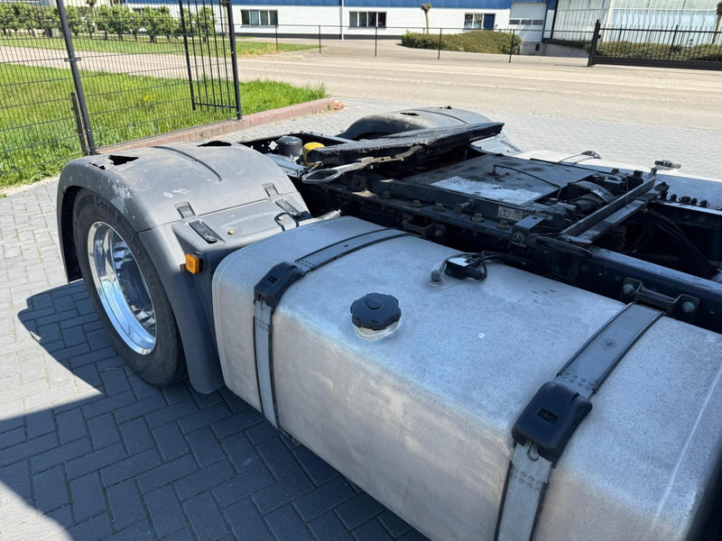 Tractor unit MAN 18.500 FULL AIR, ALCOA, TV, INVERTER, MICROWAVE, TOP.: picture 11 Tractor unit MAN 18.500 FULL AIR, ALCOA, TV, INVERTER, MICROWAVE, TOP.: picture 11