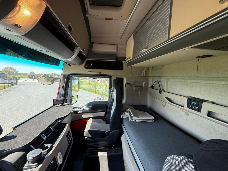 Tractor unit MAN 18.500 FULL AIR, ALCOA, TV, INVERTER, MICROWAVE, TOP.: picture 20 Tractor unit MAN 18.500 FULL AIR, ALCOA, TV, INVERTER, MICROWAVE, TOP.: picture 20