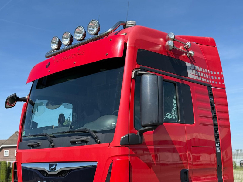 Tractor unit MAN 18.500 FULL AIR, ALCOA, TV, INVERTER, MICROWAVE, TOP.: picture 8 Tractor unit MAN 18.500 FULL AIR, ALCOA, TV, INVERTER, MICROWAVE, TOP.: picture 8