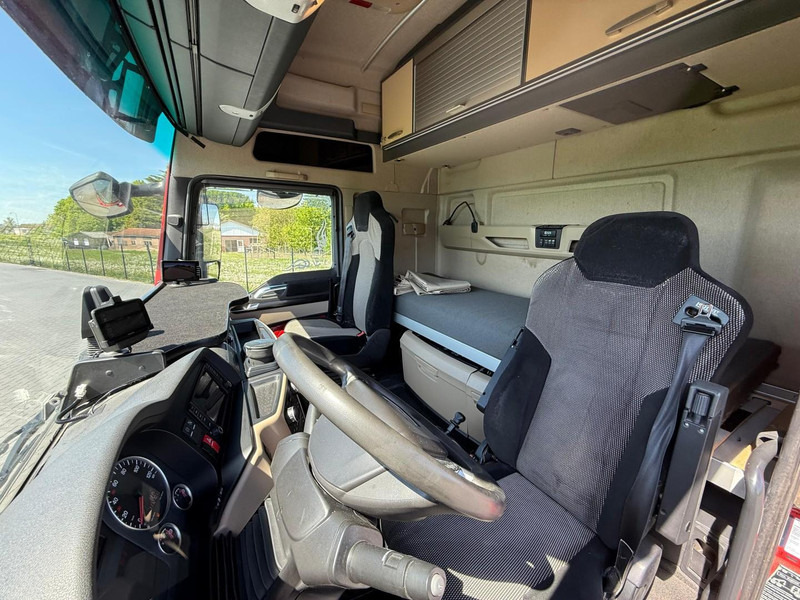 Tractor unit MAN 18.500 FULL AIR, ALCOA, TV, INVERTER, MICROWAVE, TOP.: picture 19 Tractor unit MAN 18.500 FULL AIR, ALCOA, TV, INVERTER, MICROWAVE, TOP.: picture 19