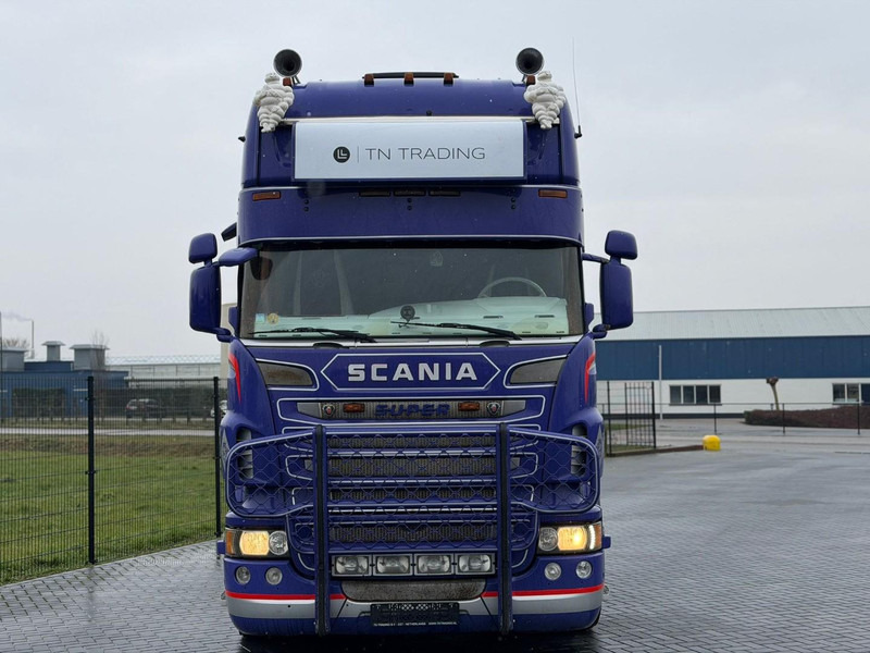 Scania R500 V8 HANDBAK, SHOWTRUCK, 2 TANKS, PTO VOORBEREID, SMART 2 TACHO. - Tractor unit: picture 3 Scania R500 V8 HANDBAK, SHOWTRUCK, 2 TANKS, PTO VOORBEREID, SMART 2 TACHO. - Tractor unit: picture 3