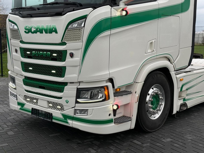Tractor unit Scania R660 FULL AIR, LEATHER, ALCOA, SHOW INTERIOR, TOP.: picture 6 Tractor unit Scania R660 FULL AIR, LEATHER, ALCOA, SHOW INTERIOR, TOP.: picture 6