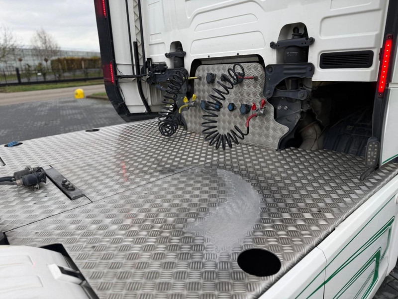 Tractor unit Scania R660 FULL AIR, LEATHER, ALCOA, SHOW INTERIOR, TOP.: picture 16 Tractor unit Scania R660 FULL AIR, LEATHER, ALCOA, SHOW INTERIOR, TOP.: picture 16