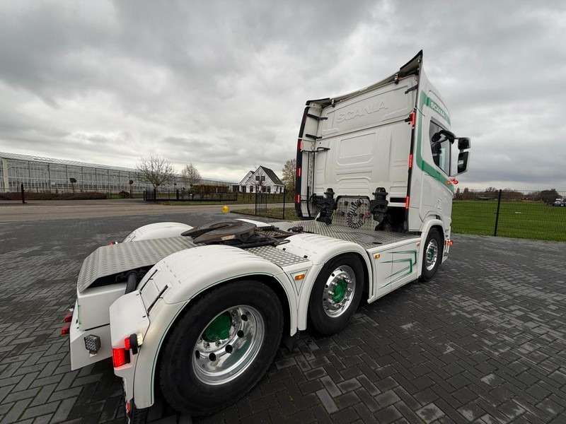 Tractor unit Scania R660 FULL AIR, LEATHER, ALCOA, SHOW INTERIOR, TOP.: picture 14 Tractor unit Scania R660 FULL AIR, LEATHER, ALCOA, SHOW INTERIOR, TOP.: picture 14