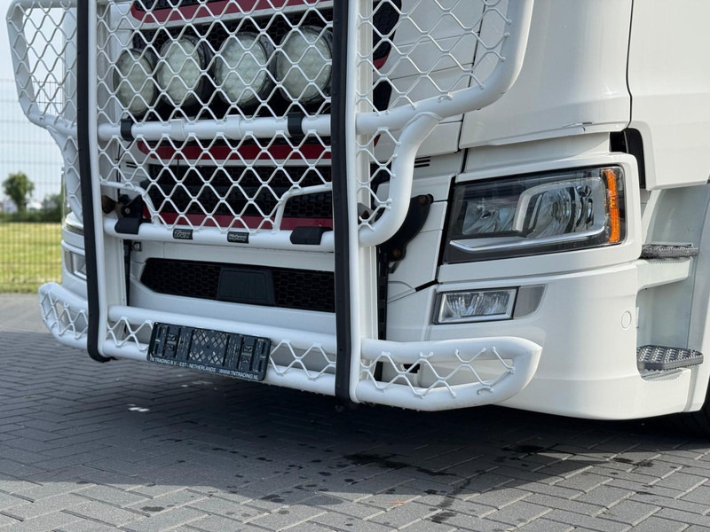 Scania S580 VOLLUCHT, PTO, LEER, RETARDER, TV, 3.15WB, BULLBAR. - Tractor unit: picture 5 Scania S580 VOLLUCHT, PTO, LEER, RETARDER, TV, 3.15WB, BULLBAR. - Tractor unit: picture 5