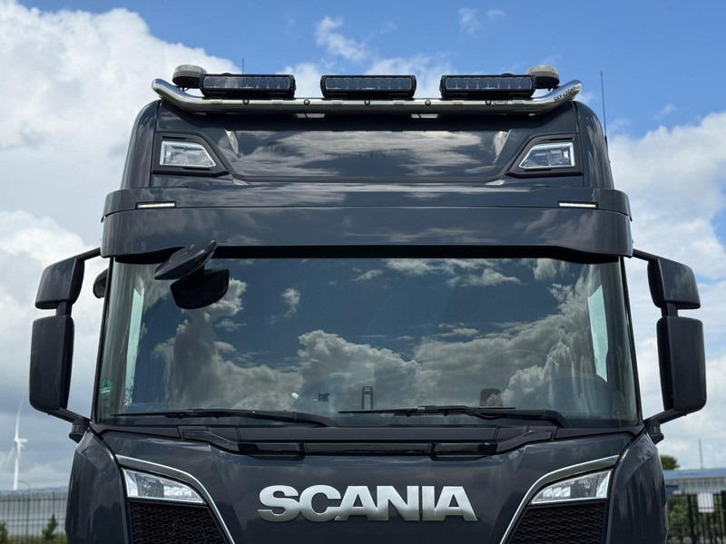 Scania S650 V8 NGS 6X2/4, VOLLUCHT, KING OF THE ROAD, LEER, PTO, RETARDER. - Tractor unit: picture 3 Scania S650 V8 NGS 6X2/4, VOLLUCHT, KING OF THE ROAD, LEER, PTO, RETARDER. - Tractor unit: picture 3