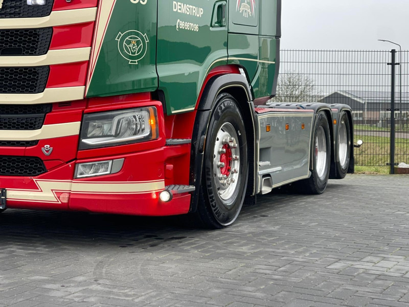 Scania S650 V8 NGS SHOW TRUCK, FULL AIR, RETARDER, PTO/HYDRAULIC! - Tractor unit: picture 5 Scania S650 V8 NGS SHOW TRUCK, FULL AIR, RETARDER, PTO/HYDRAULIC! - Tractor unit: picture 5