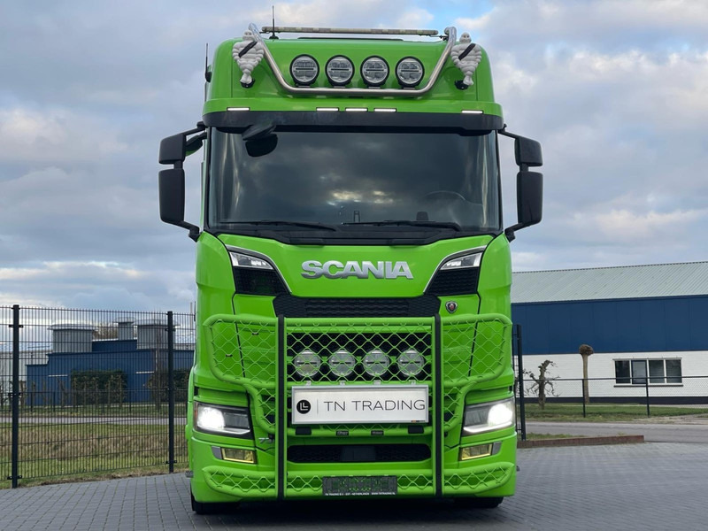 Scania S730 6X4, ADR, VOLLUCHT, RETARDER, LEDER. - Tractor unit: picture 2 Scania S730 6X4, ADR, VOLLUCHT, RETARDER, LEDER. - Tractor unit: picture 2