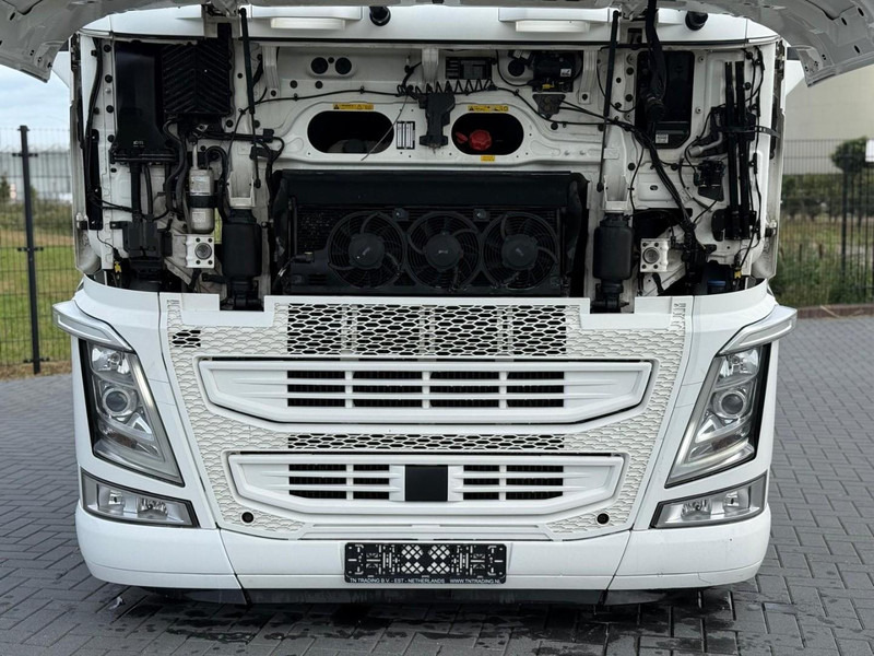 Volvo FH 13.500 VOLLUCHT, RETARDER, LEER, 2 TANKS, TOP AUTO. - Tractor unit: picture 5 Volvo FH 13.500 VOLLUCHT, RETARDER, LEER, 2 TANKS, TOP AUTO. - Tractor unit: picture 5