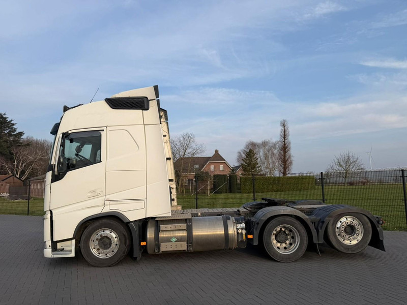 Volvo FH13.460 LNG, VOLLUCHT, RETARDER, PTO, ALCOA, LEDER, SPOILERS. - Tractor unit: picture 4 Volvo FH13.460 LNG, VOLLUCHT, RETARDER, PTO, ALCOA, LEDER, SPOILERS. - Tractor unit: picture 4