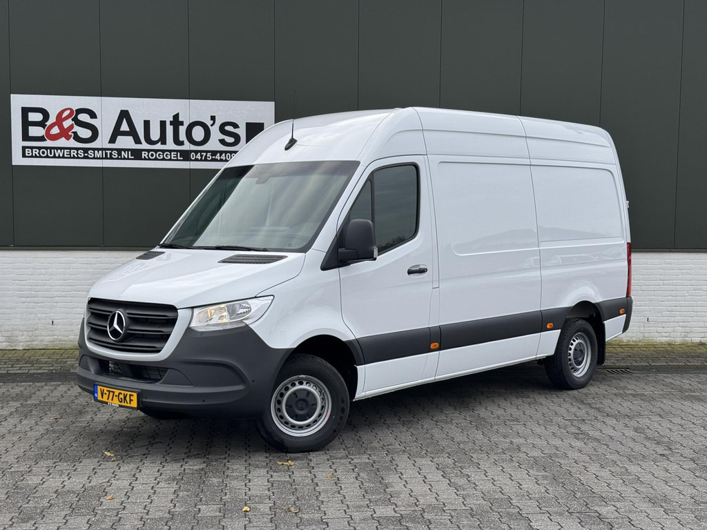 Mercedes-Benz Sprinter-317 1.9 CDI L2 9G laadruimte bekleed Leder Camera Clima M-bux media systeem DAB - Panel van: picture 1 Mercedes-Benz Sprinter-317 1.9 CDI L2 9G laadruimte bekleed Leder Camera Clima M-bux media systeem DAB - Panel van: picture 1