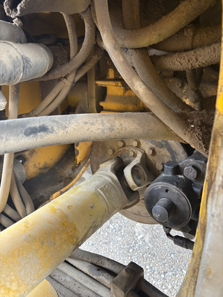 Wheel loader VOLVO L90F: picture 10 Wheel loader VOLVO L90F: picture 10