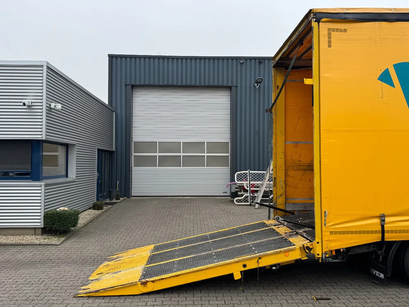 Fliegl Schuifzeil Dieplader/ Hydraulische ramp / Stuur-as / APK 06-2026 - Low loader semi-trailer: picture 2 Fliegl Schuifzeil Dieplader/ Hydraulische ramp / Stuur-as / APK 06-2026 - Low loader semi-trailer: picture 2