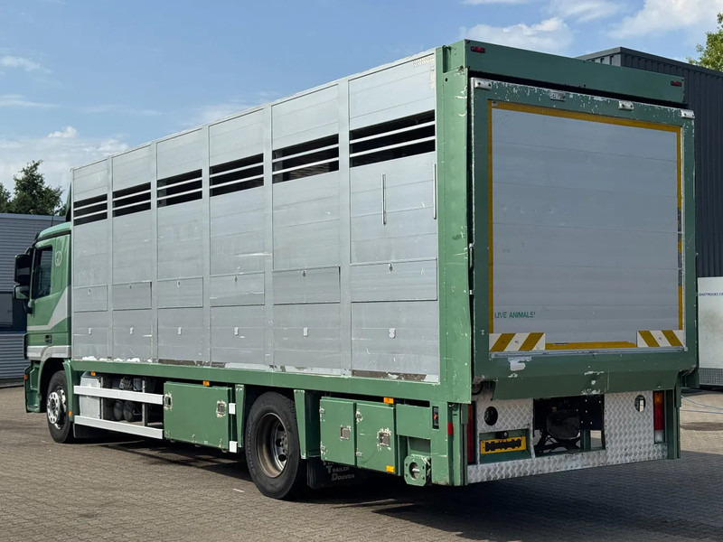 Mercedes-Benz Actros 1832 L 1 - 2 Stock Animal Transport - Livestock truck: picture 4 Mercedes-Benz Actros 1832 L 1 - 2 Stock Animal Transport - Livestock truck: picture 4