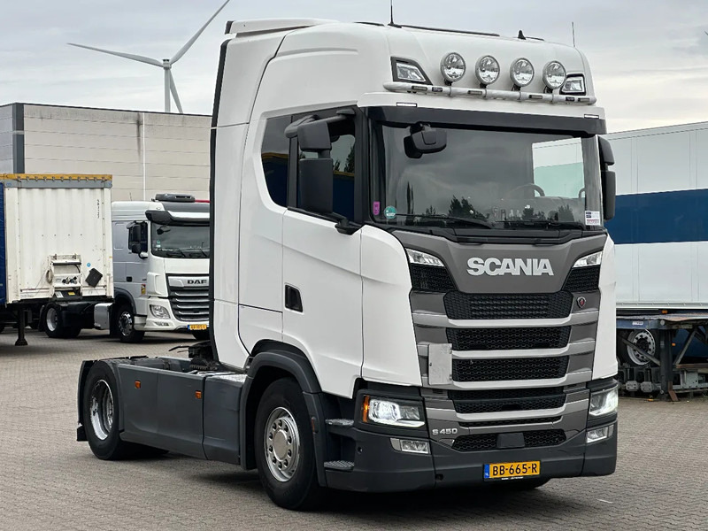 Scania S450 Retarder / ACC / Full Spoiler / 2 Tank / APK 03-2026 - Tractor unit: picture 2 Scania S450 Retarder / ACC / Full Spoiler / 2 Tank / APK 03-2026 - Tractor unit: picture 2