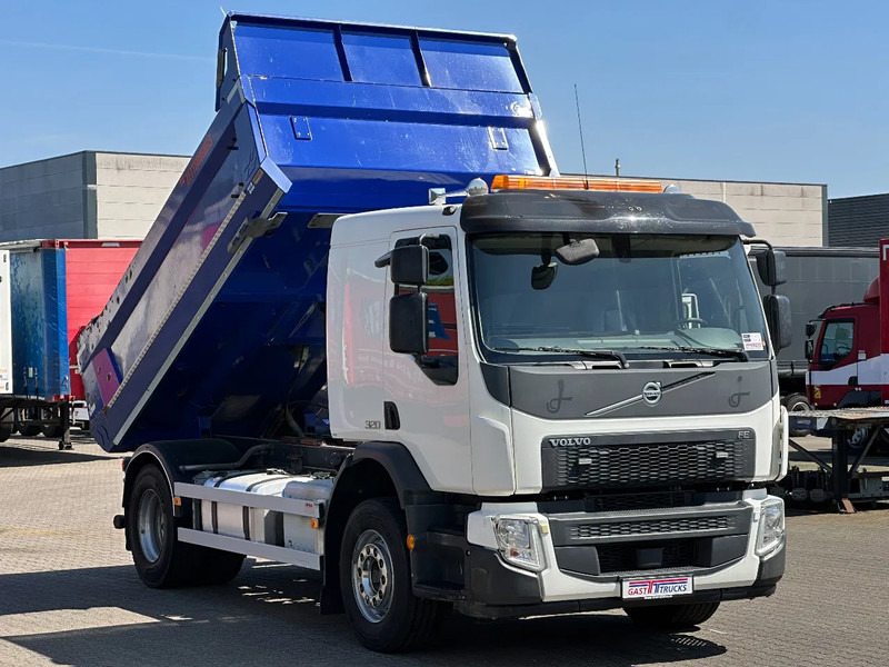 Volvo FE 320 4x2 Hardox Kipper / Euro 6 / Only 198 Tkm! - Tipper: picture 3 Volvo FE 320 4x2 Hardox Kipper / Euro 6 / Only 198 Tkm! - Tipper: picture 3