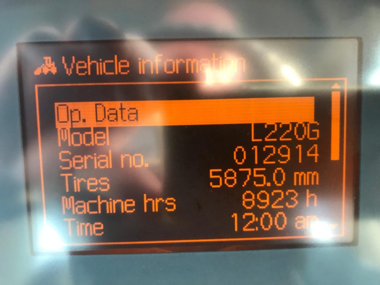 Volvo L220G - Wheel loader: picture 4 Volvo L220G - Wheel loader: picture 4