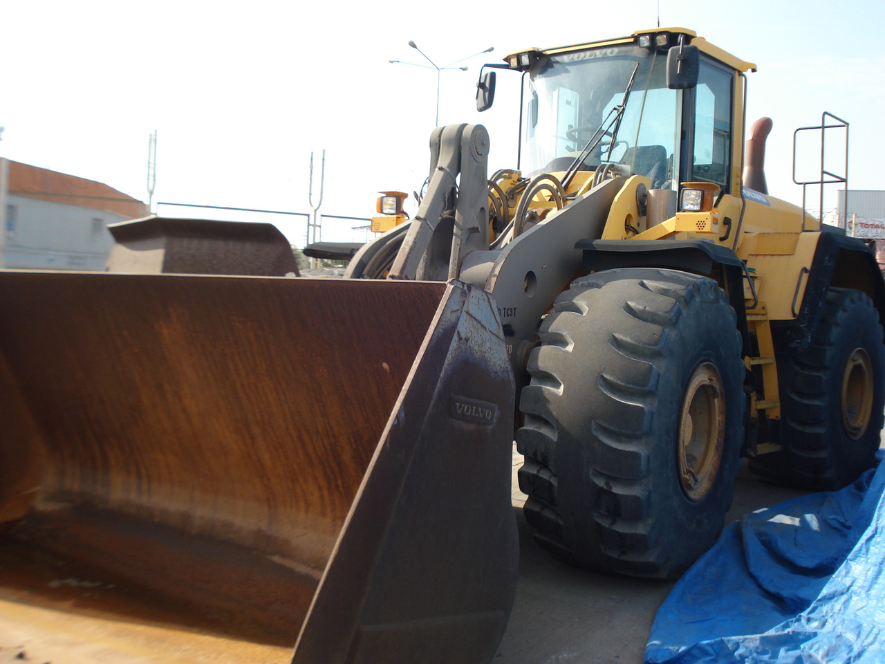 Volvo L220G - Wheel loader: picture 1 Volvo L220G - Wheel loader: picture 1