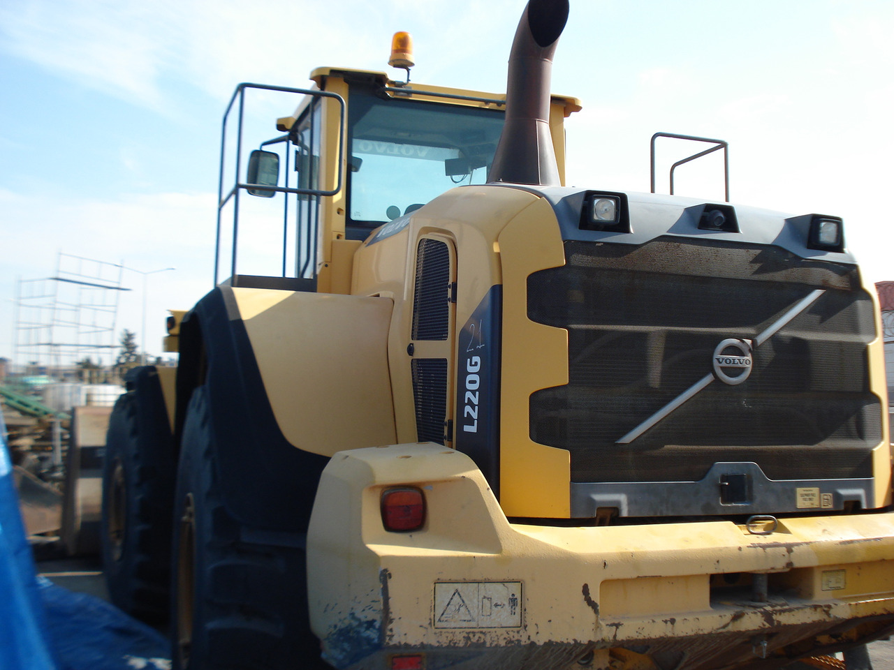 Volvo L220G - Wheel loader: picture 2 Volvo L220G - Wheel loader: picture 2