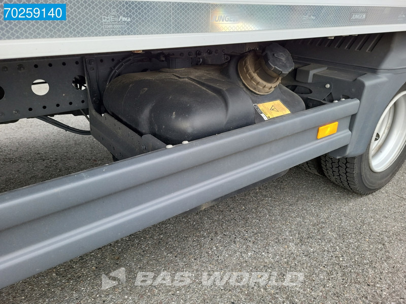 Refrigerator truck Mercedes-Benz Atego 816 4X2 7.49t Thermoking B-100 Max Ladebordwand Junge Euro 6: picture 12