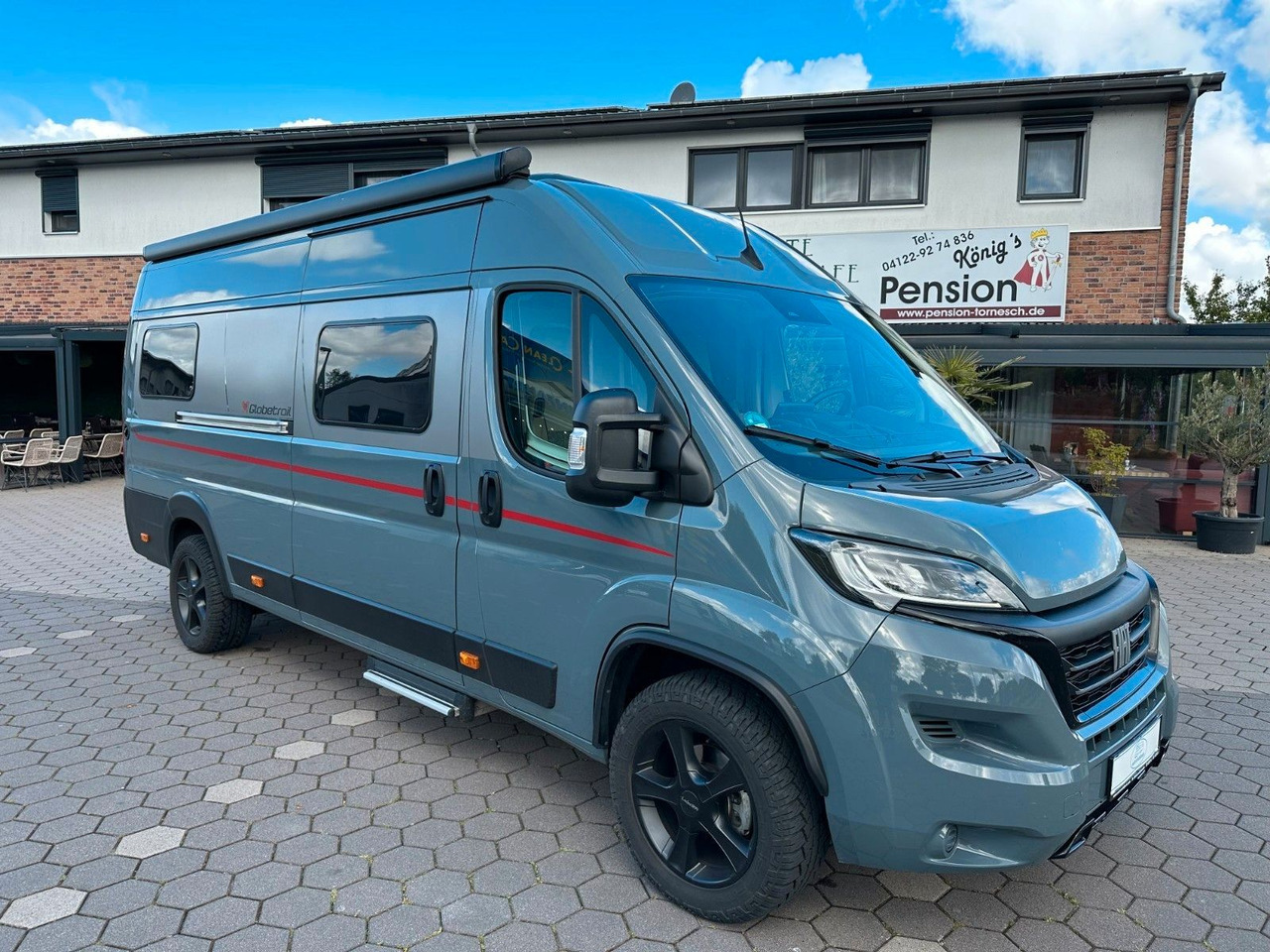 Camper van Dethleffs Globetrail 640 ES/Automatik/1.Hand/Einzelbetten: picture 1