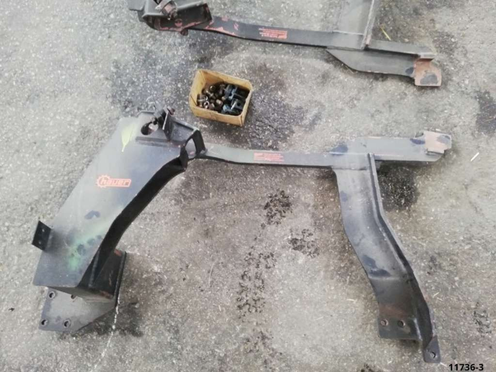 Hauer Oberrahmen N zu Lindner Geo 100 od. MF 4225,4235,4245,4255 od. Steyr 9078, 9083, 9086 (11736) - Attachment for Farm tractor: picture 4 Hauer Oberrahmen N zu Lindner Geo 100 od. MF 4225,4235,4245,4255 od. Steyr 9078, 9083, 9086 (11736) - Attachment for Farm tractor: picture 4