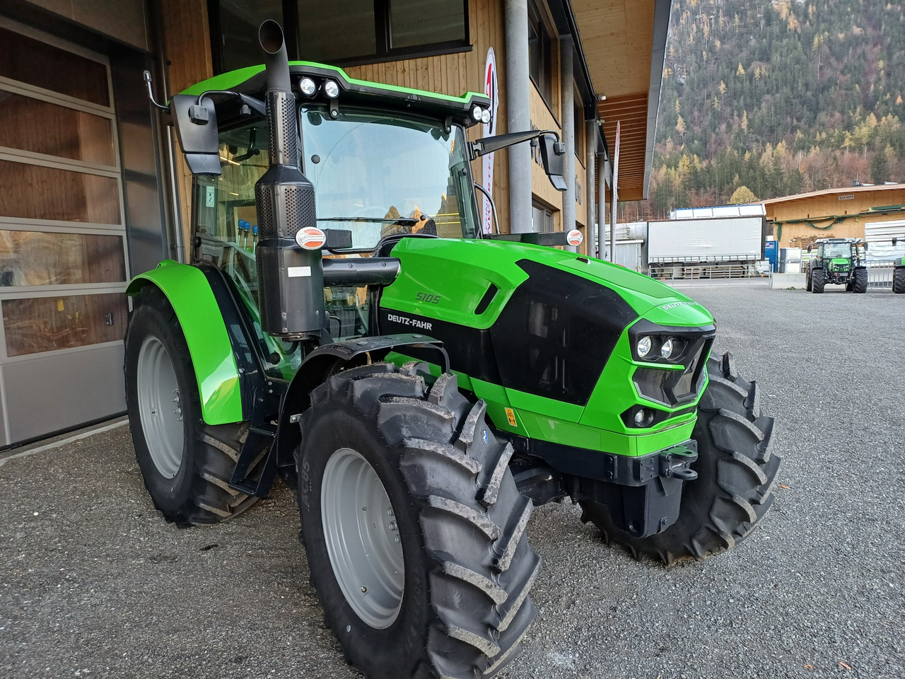 Deutz-Fahr 5105 Premium (20575) - Farm tractor: picture 5 Deutz-Fahr 5105 Premium (20575) - Farm tractor: picture 5