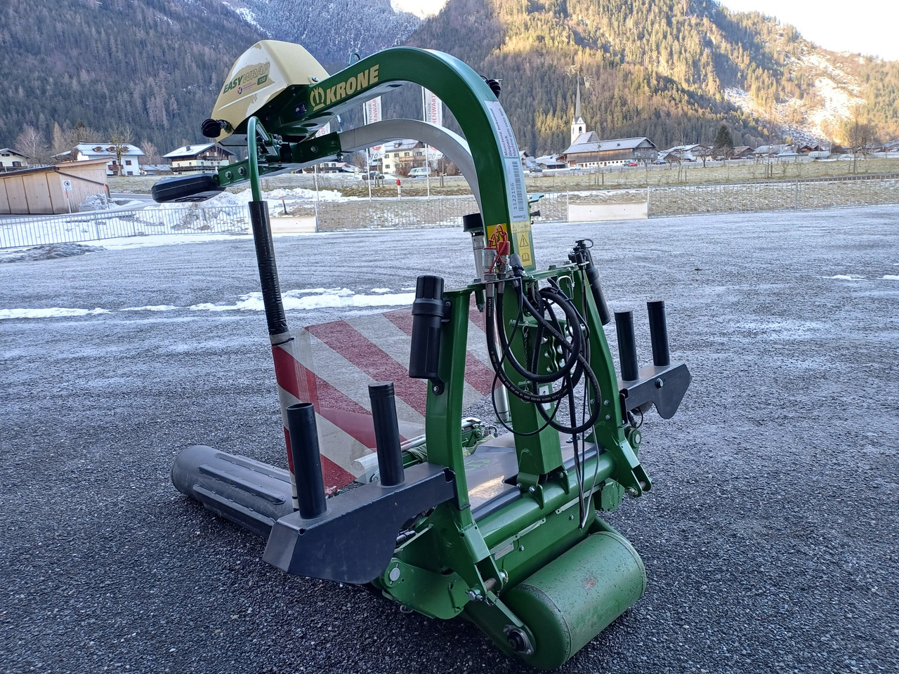 Krone Easywrap 150 (22488) - Bale wrapper: picture 4 Krone Easywrap 150 (22488) - Bale wrapper: picture 4