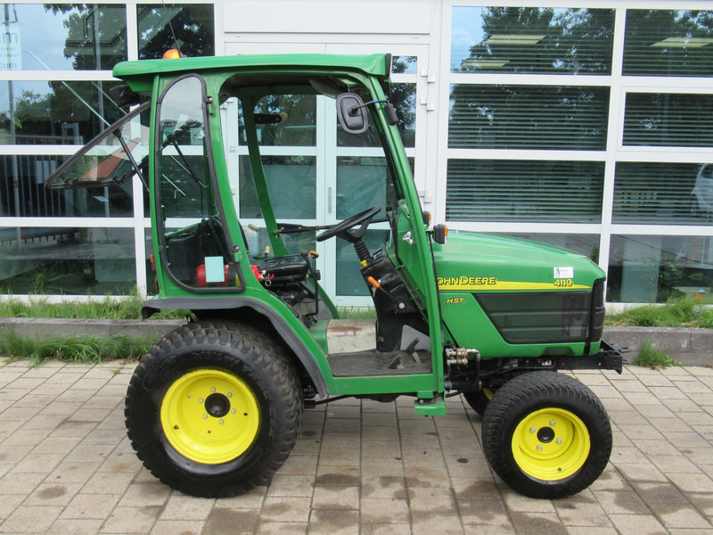 John Deere 4110 4WD 4x4 Hydrostaat Cabine - Farm tractor: picture 4 John Deere 4110 4WD 4x4 Hydrostaat Cabine - Farm tractor: picture 4