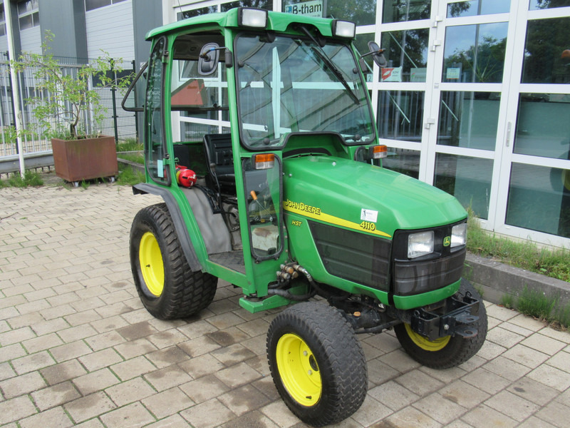 John Deere 4110 4WD 4x4 Hydrostaat Cabine - Farm tractor: picture 3 John Deere 4110 4WD 4x4 Hydrostaat Cabine - Farm tractor: picture 3