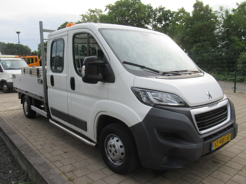 Peugeot Boxer 335 2.2 HDI L3 XR DOKA Dubbelcabine Engine broken - Open body delivery van, Combi van: picture 5 Peugeot Boxer 335 2.2 HDI L3 XR DOKA Dubbelcabine Engine broken - Open body delivery van, Combi van: picture 5