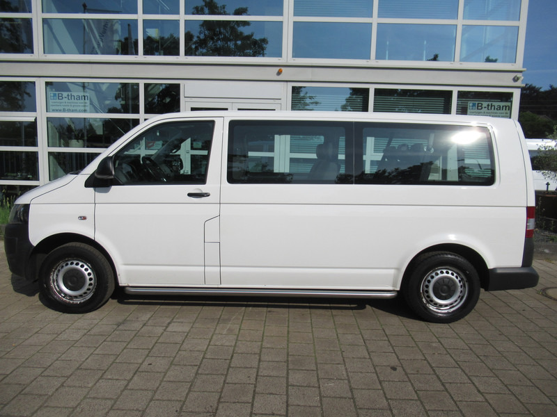 Volkswagen Transporter Kombi T5 2.0 TDI 62KW L2H1 Comf. 9-Personen - Minibus, Passenger van: picture 5 Volkswagen Transporter Kombi T5 2.0 TDI 62KW L2H1 Comf. 9-Personen - Minibus, Passenger van: picture 5